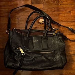 Marc Jacobs black shoulder bag.